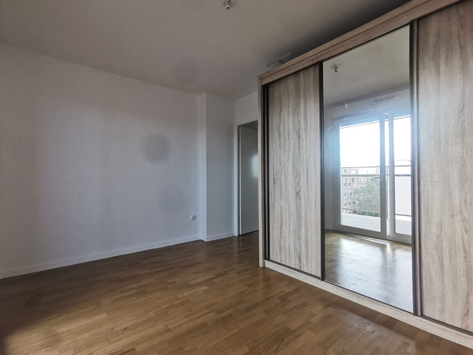 Image_, Appartement, Clichy, ref :LOC17080